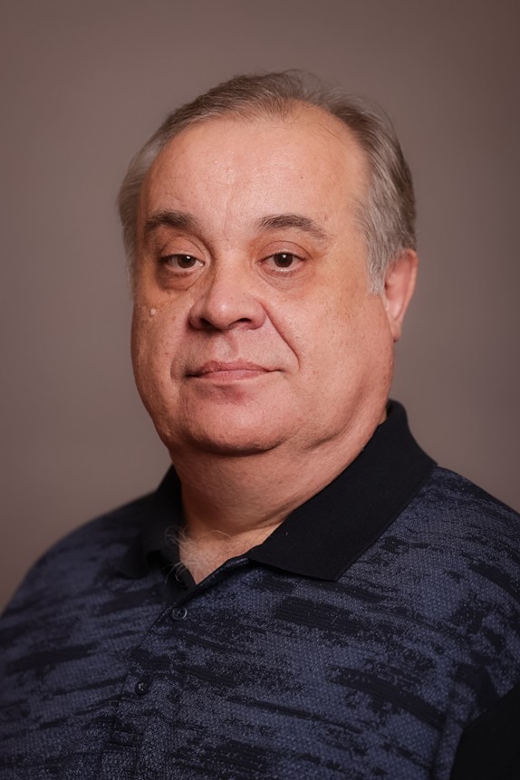 Мамонтов Виктор Васильевич